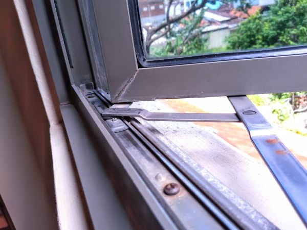 Cost of Hinged Window Replacement in Boston